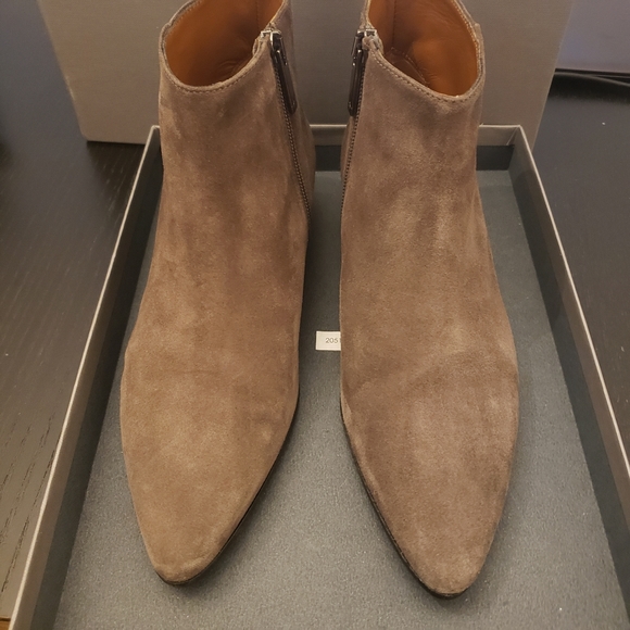 Aquatalia Fire Suede Booties Size 7.5M - Picture 8 of 8